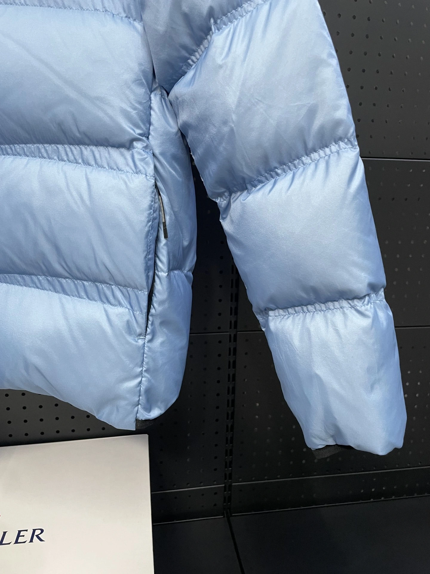 wg.luxury- 7o9385r Down jacket white goose down 2colour item:E-F443J0729-2H